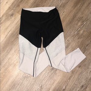 Outdoor Voices Legging